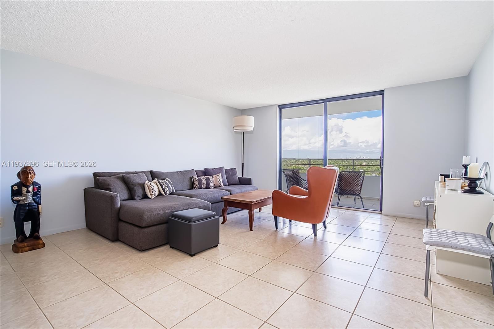 Photo of 2500 Parkview Dr  #911, Hallandale Beach, Florida, 33009 - 