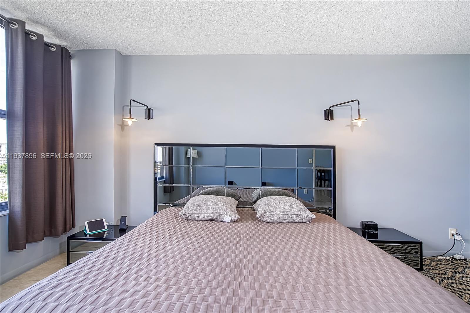 Photo of 2500 Parkview Dr  #911, Hallandale Beach, Florida, 33009 - 