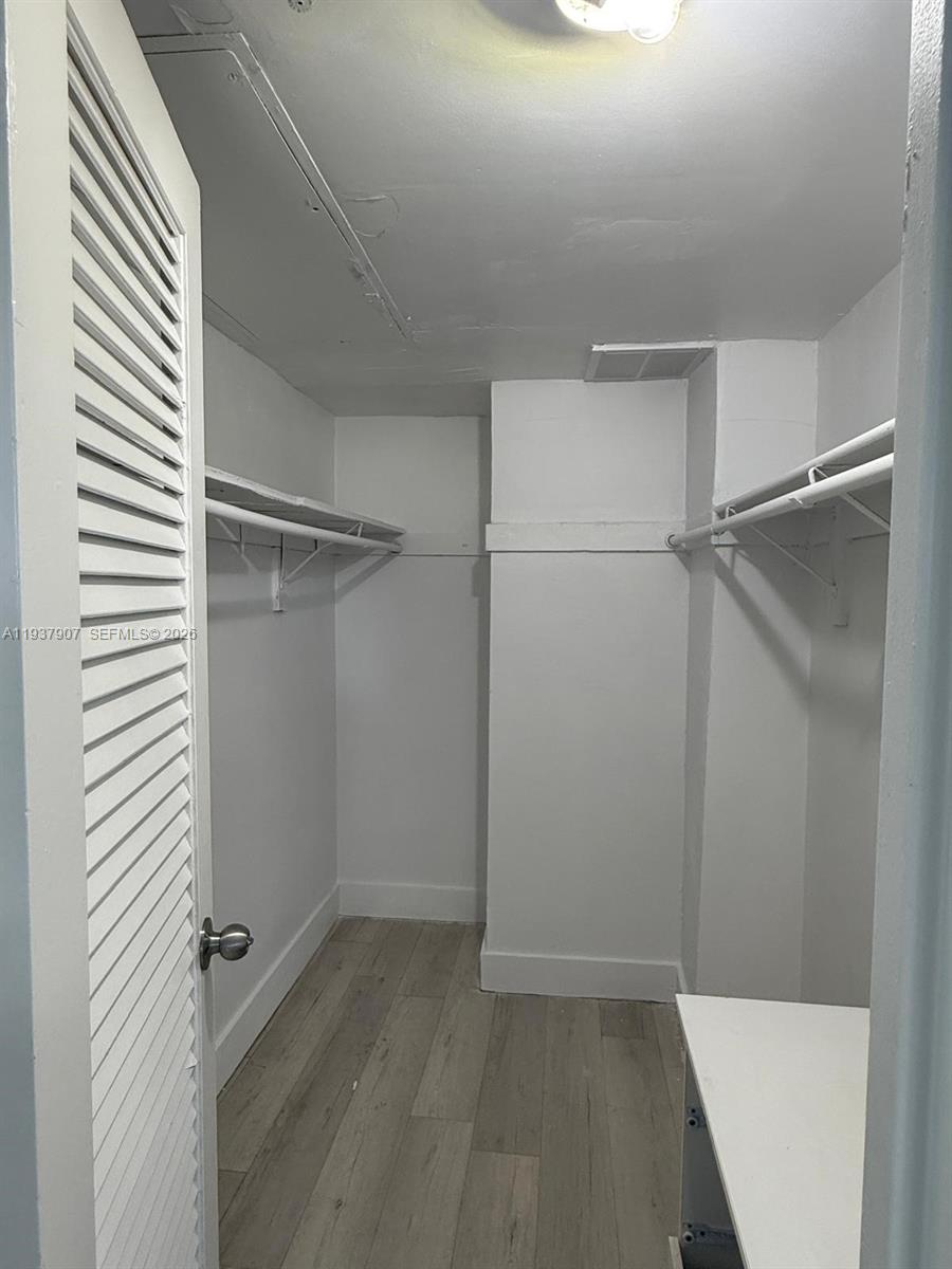 Photo of 3001 Ocean Dr #107, Hollywood, Florida, 33019 -