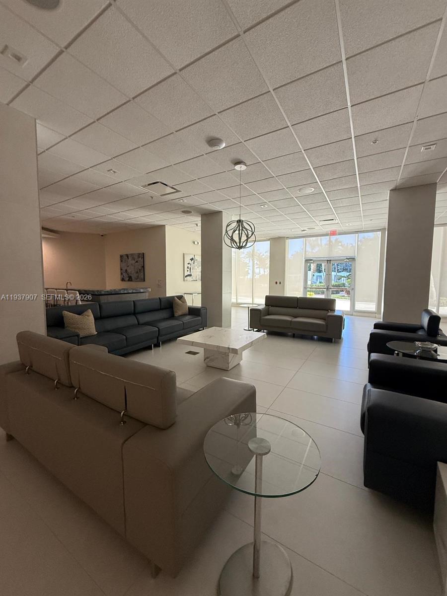 Photo of 3001 Ocean Dr #107, Hollywood, Florida, 33019 -