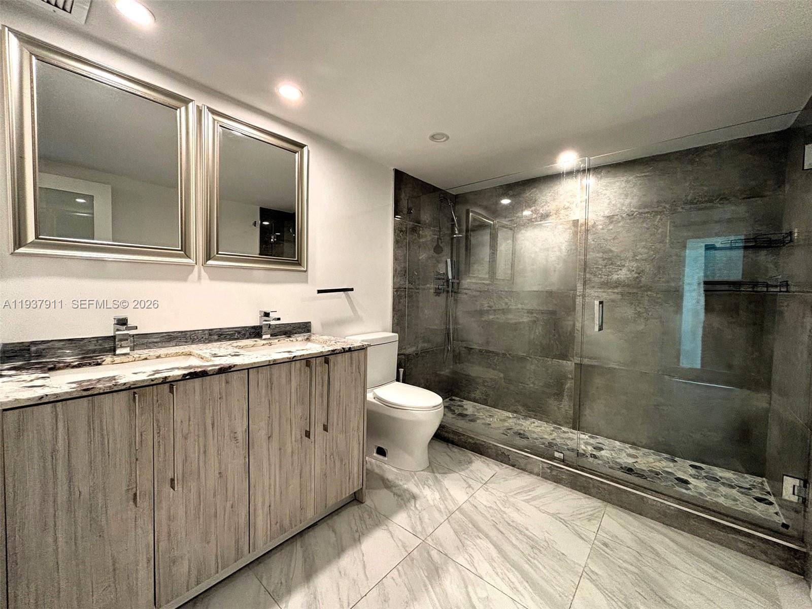 Photo of 19380 Collins Ave #914, Sunny Isles Beach, Florida, 33160 -