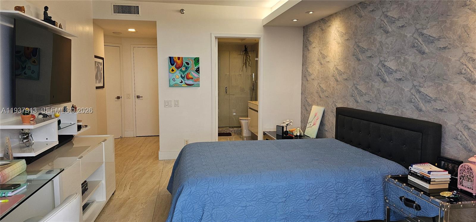 Photo of 3802 207th St #1204, Aventura, Florida, 33180 - 2nd