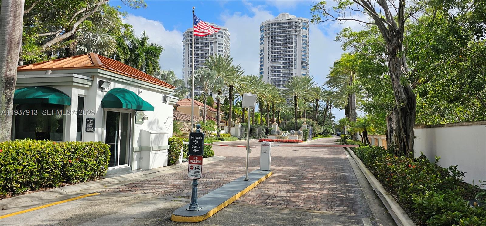 Photo of 3802 207th St #1204, Aventura, Florida, 33180 -