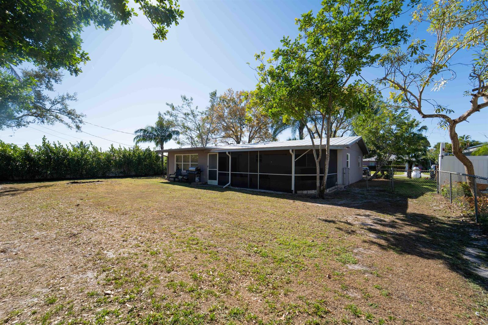 477 3 / 2 1328 sq. ft. $ 2026-07-15 0 Photo