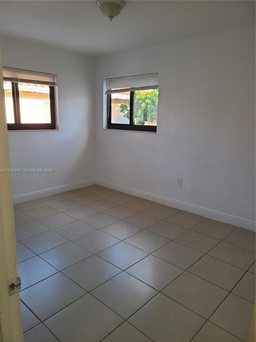   /  1758 кв.футов $ 2026-01-03 0 Фото