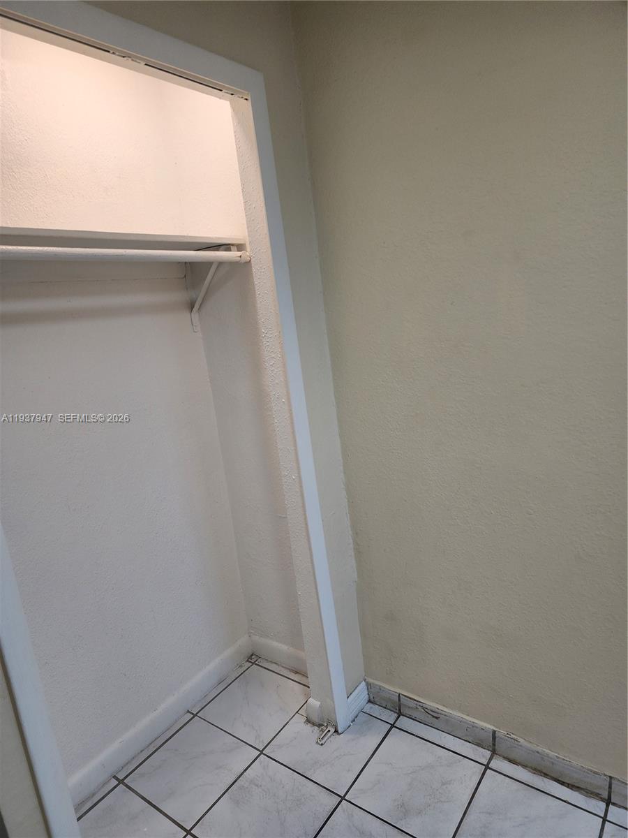   /  1758 кв.футов $ 2026-01-03 0 Фото