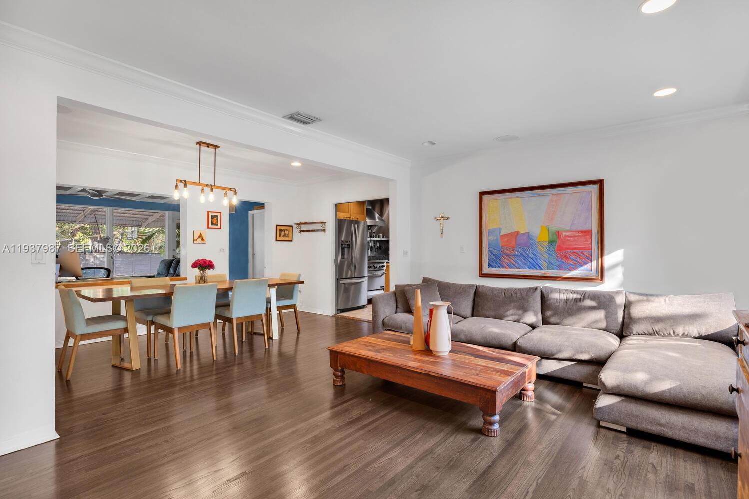   /   sq. ft. $ 2026-01-03 0 foto