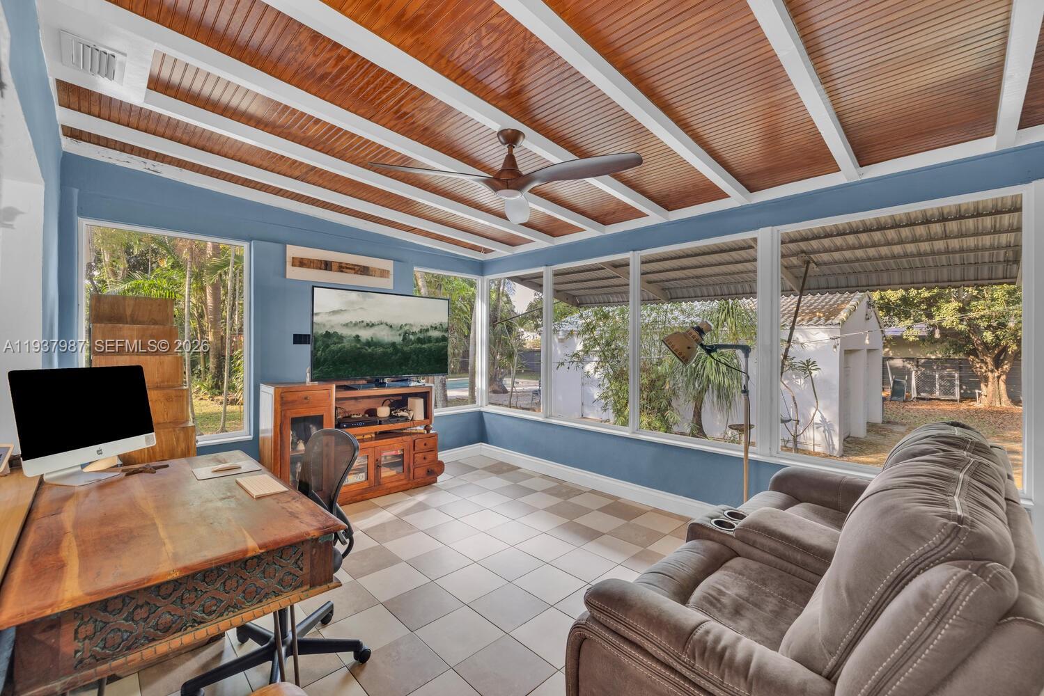   /   sq. ft. $ 2026-01-03 0 foto