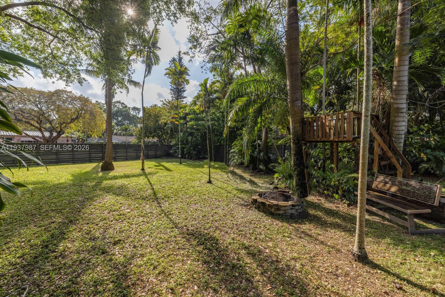   /   sq. ft. $ 2026-01-03 0 foto