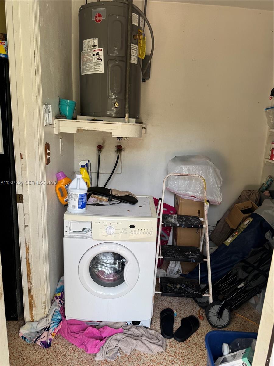 Ver detalles 9755 3 / 2 1404 sq. ft. $ 2026-01-03 0 foto