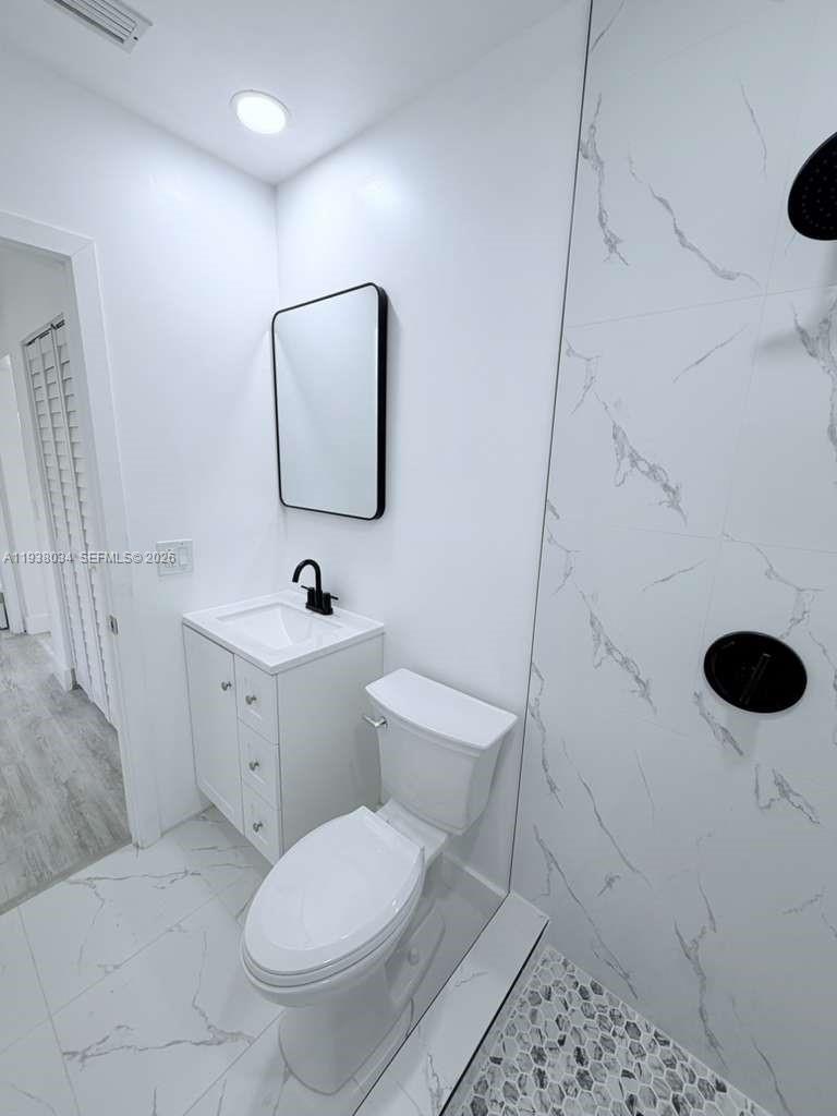   /  1566 кв.футов $ 2026-01-03 0 Фото