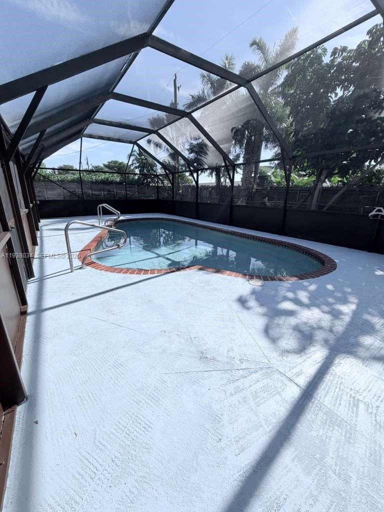   /  1566 кв.футов $ 2026-01-03 0 Фото