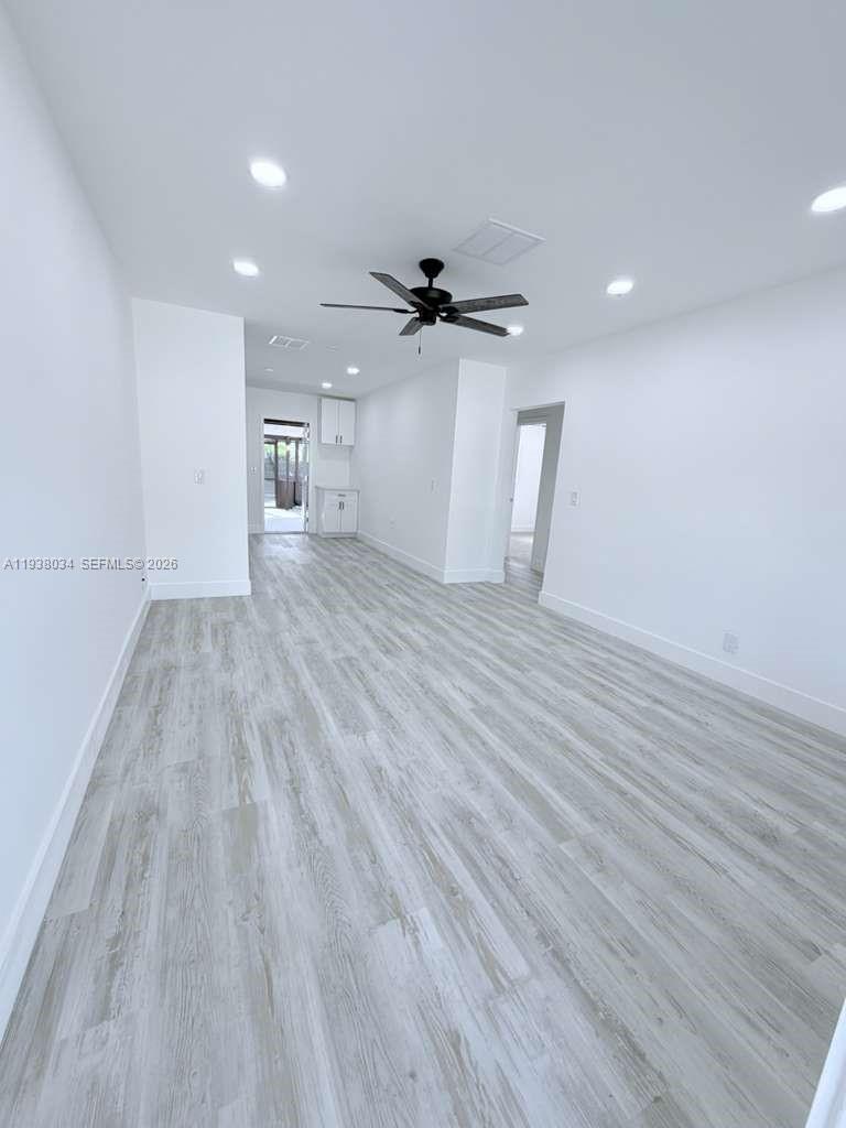   /  1566 кв.футов $ 2026-01-03 0 Фото