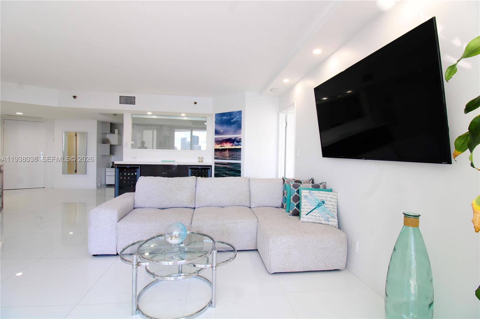 Photo of 3600 Mystic Pointe Dr  #1115, Aventura, Florida, 33180 - 