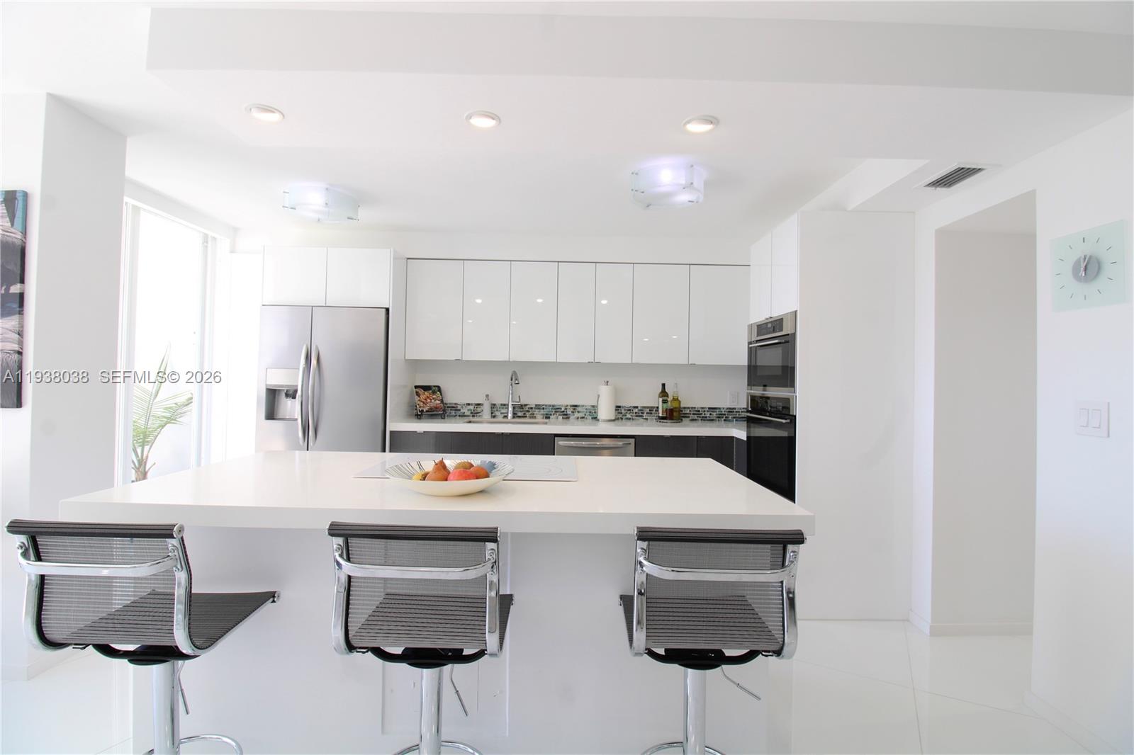 Photo of 3600 Mystic Pointe Dr  #1115, Aventura, Florida, 33180 - 