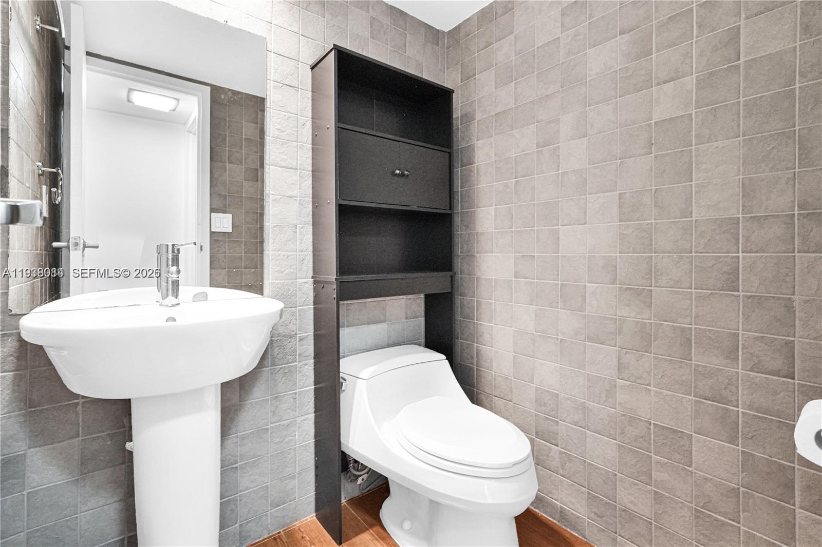 1223 1 / 2 991 sq. ft. $ 2026-01-04 0 Photo