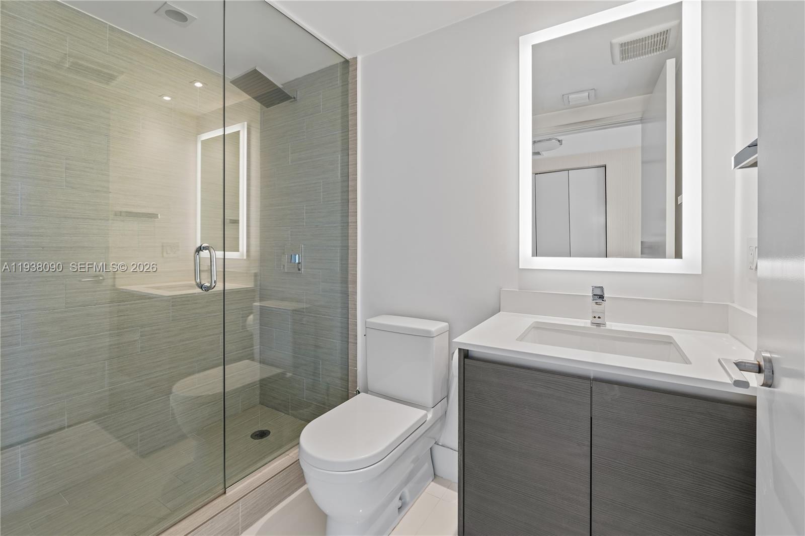 Ver detalles 4-1107 3 / 4 1892 sq. ft. $ 2026-01-04 0 foto