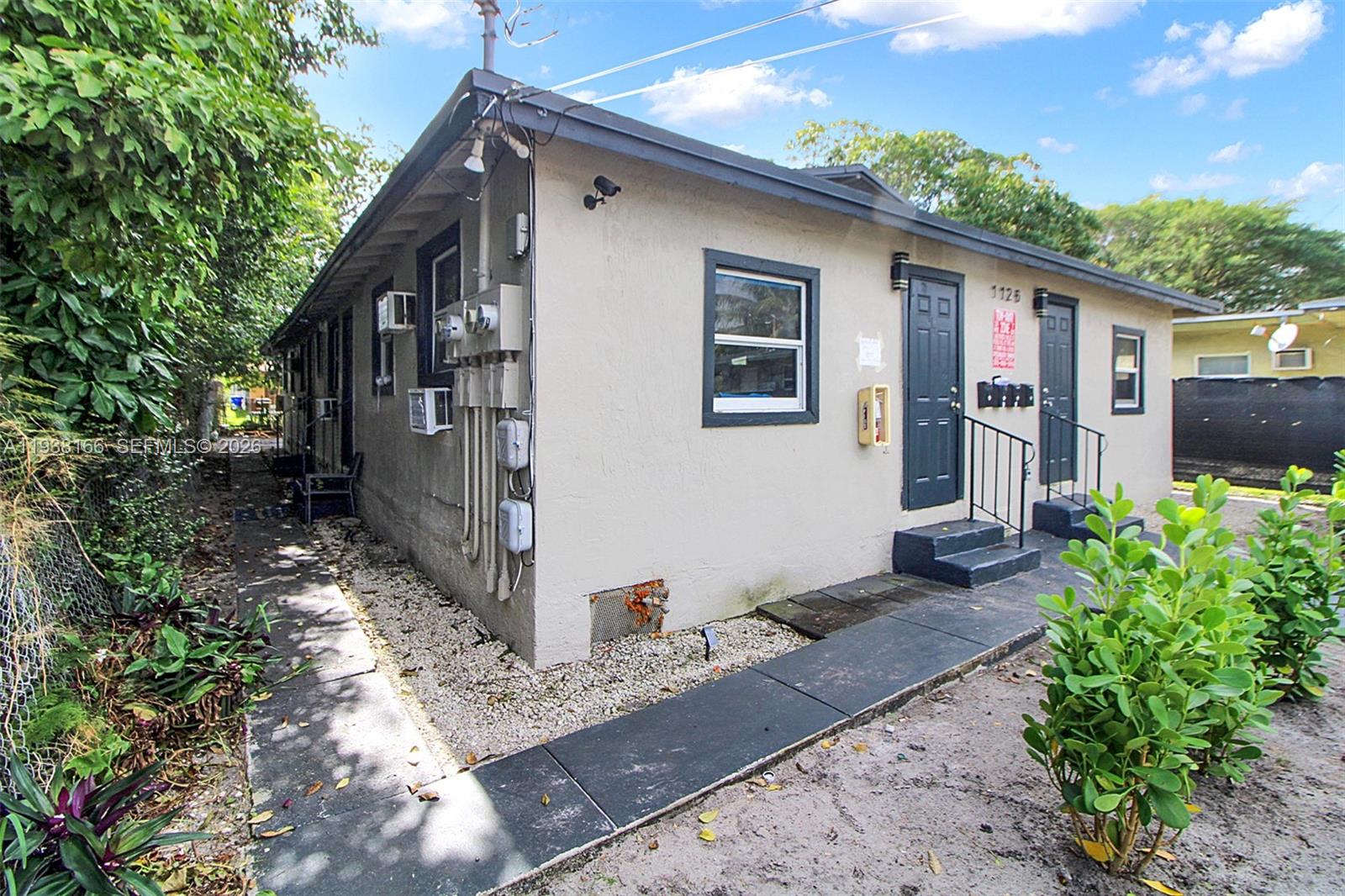   /  1980 sq. ft. $ 2026-01-04 0 foto