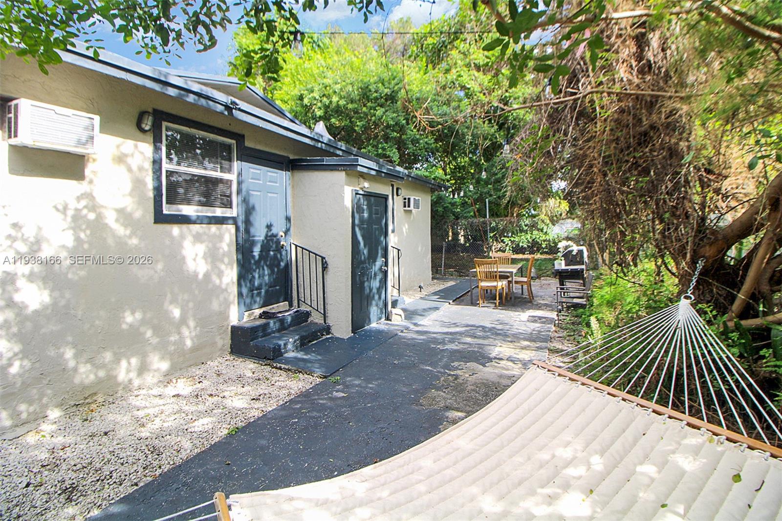   /  1980 sq. ft. $ 2026-01-04 0 foto