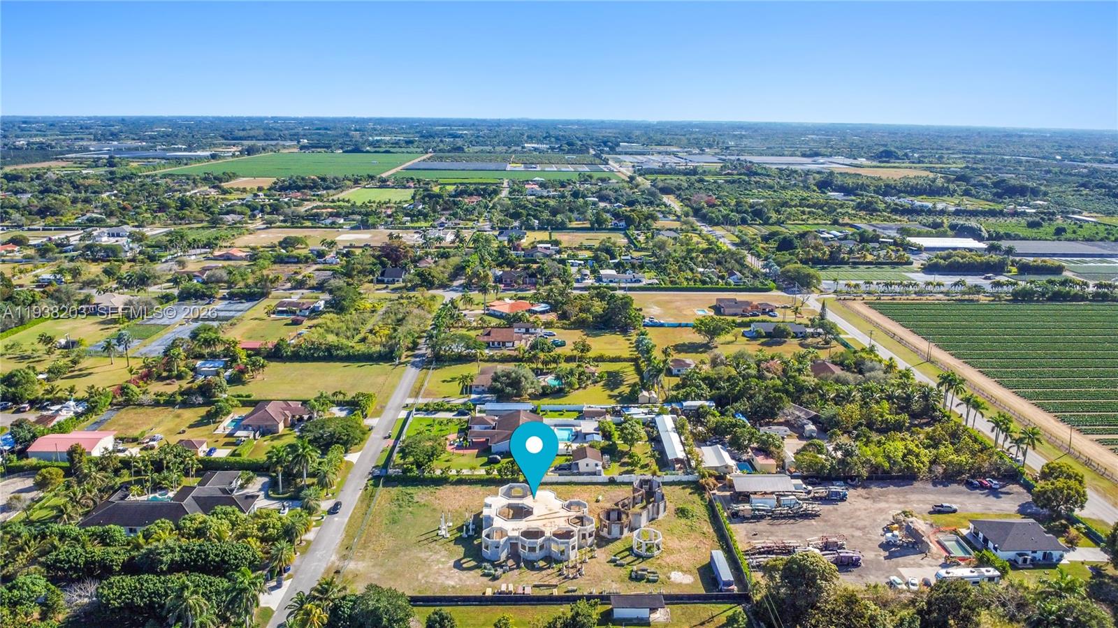   /   sq. ft. $ 2026-01-04 0 foto