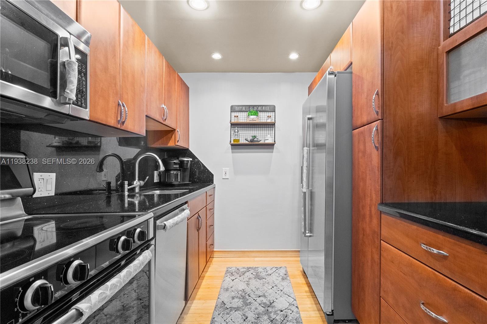 Photo of 3675 Country Club Dr #2404, Aventura, Florida, 33180 -