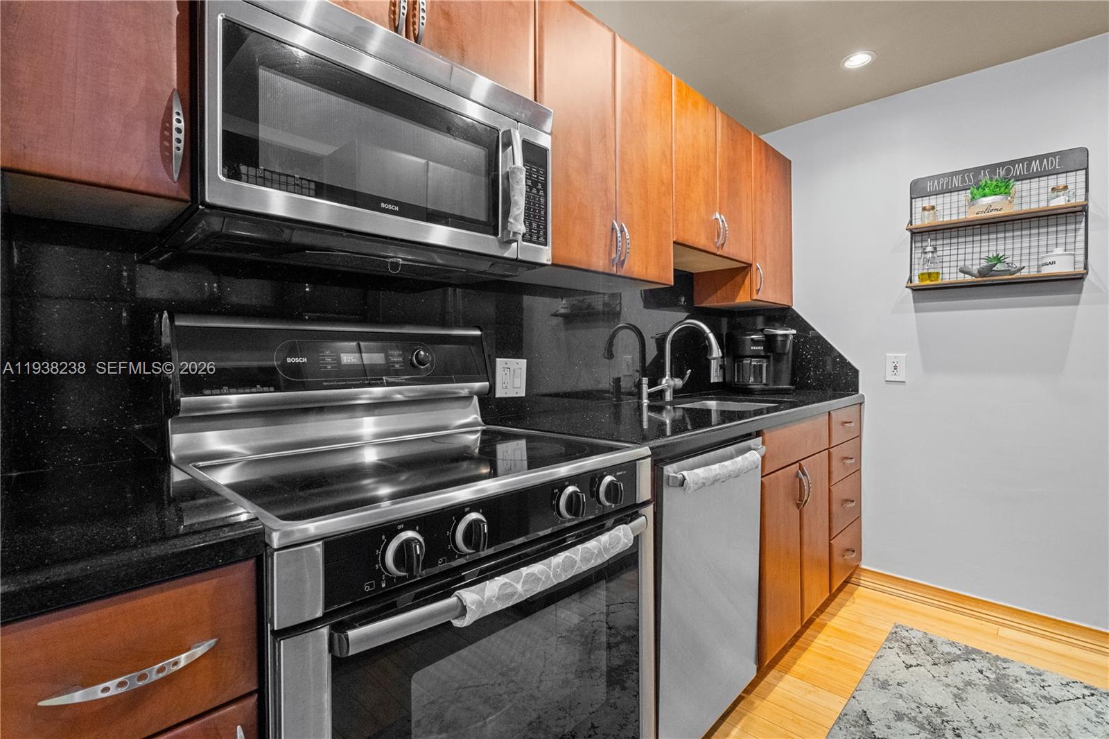 Photo of 3675 Country Club Dr #2404, Aventura, Florida, 33180 -