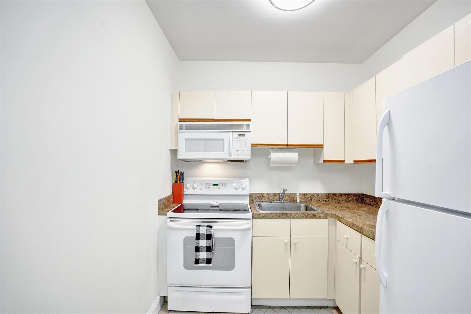   / 0 2021 sq. ft. $ 2026-06-21 0 foto