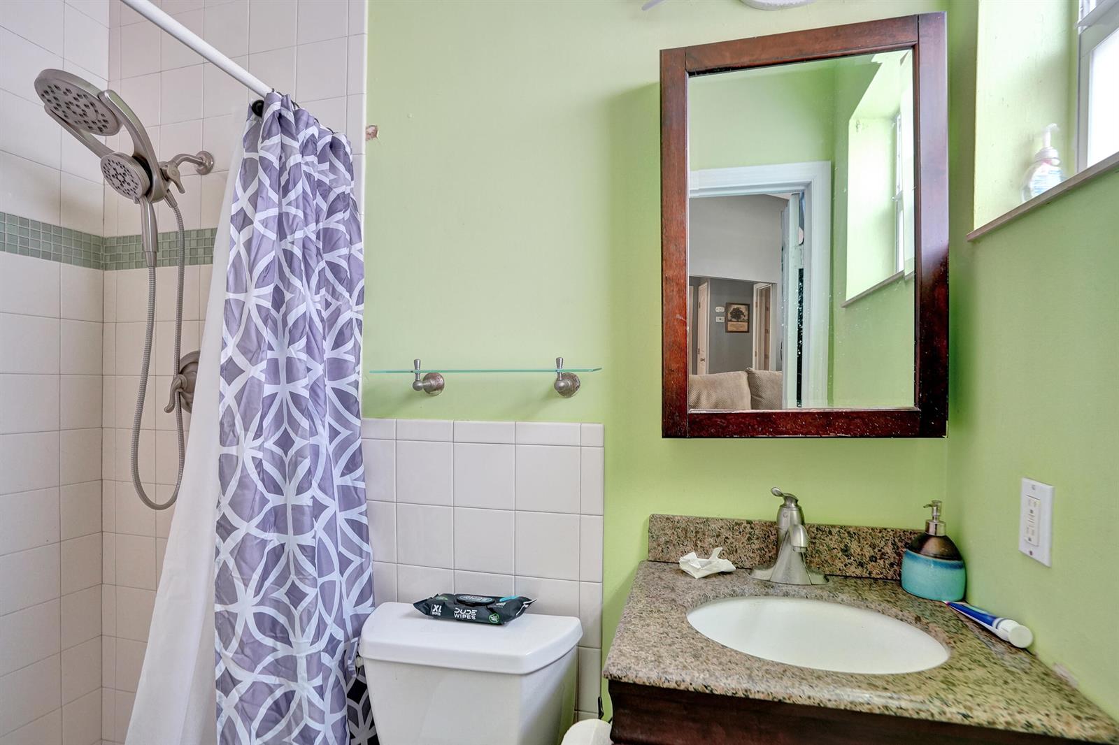   / 0 2021 sq. ft. $ 2026-06-21 0 foto