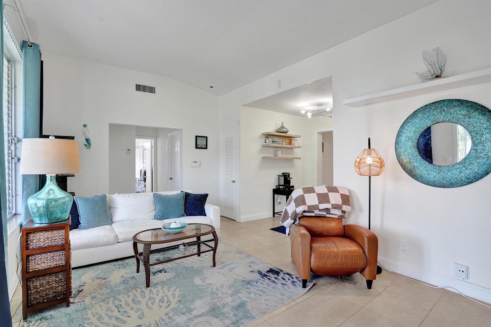   / 0 2021 sq. ft. $ 2026-06-21 0 foto