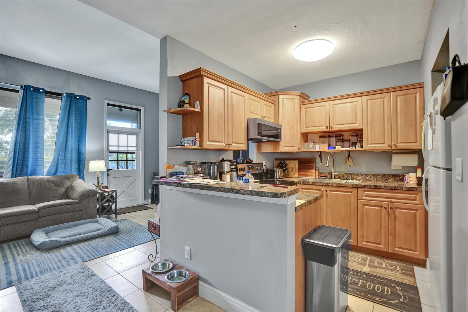   / 0 2021 sq. ft. $ 2026-06-21 0 foto