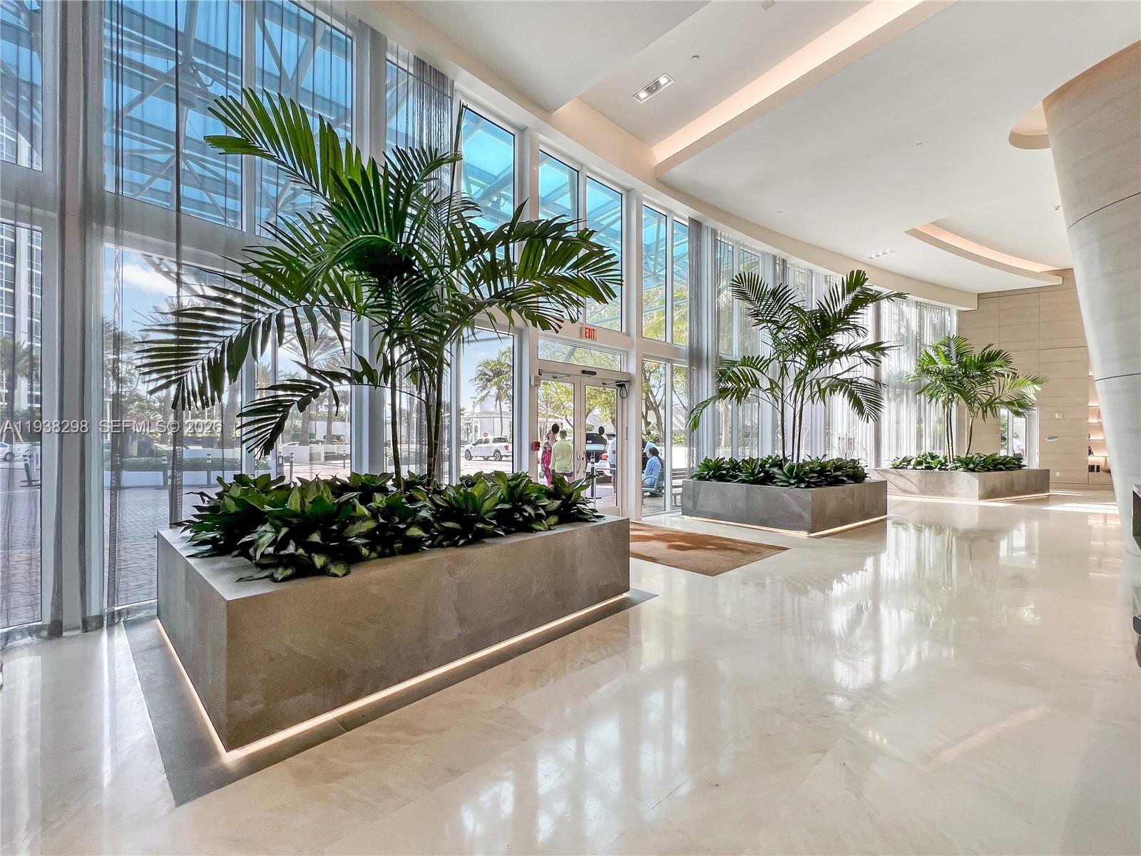 801A 2 / 2 1289 sq. ft. $ 2026-01-04 0 Photo