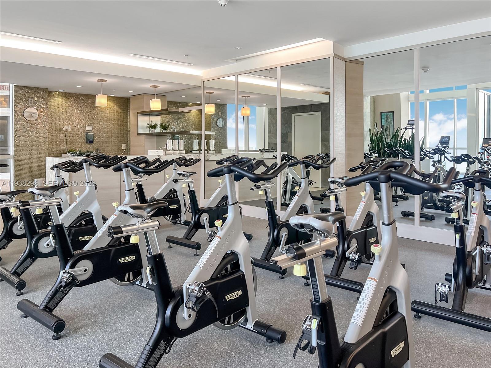 801A 2 / 2 1289 sq. ft. $ 2026-01-04 0 Photo