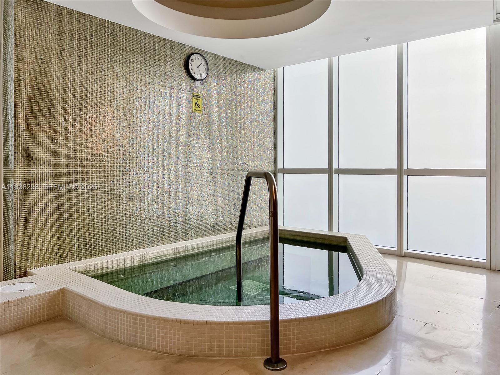 801A 2 / 2 1289 sq. ft. $ 2026-01-04 0 Photo