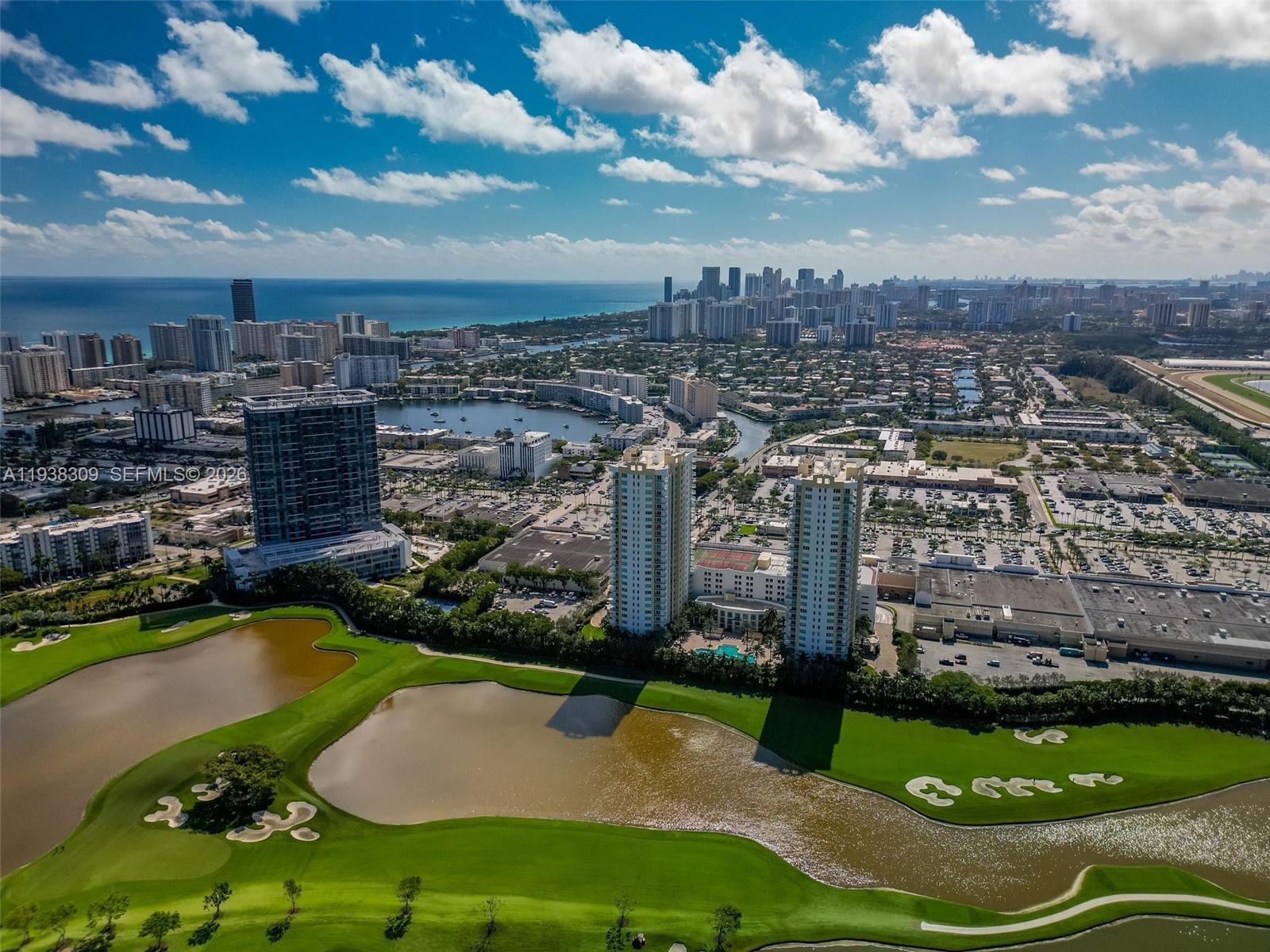 Фото 1755 Hallandale Beach Blvd #2105E, Hallandale Beach, Florida, 33009 -