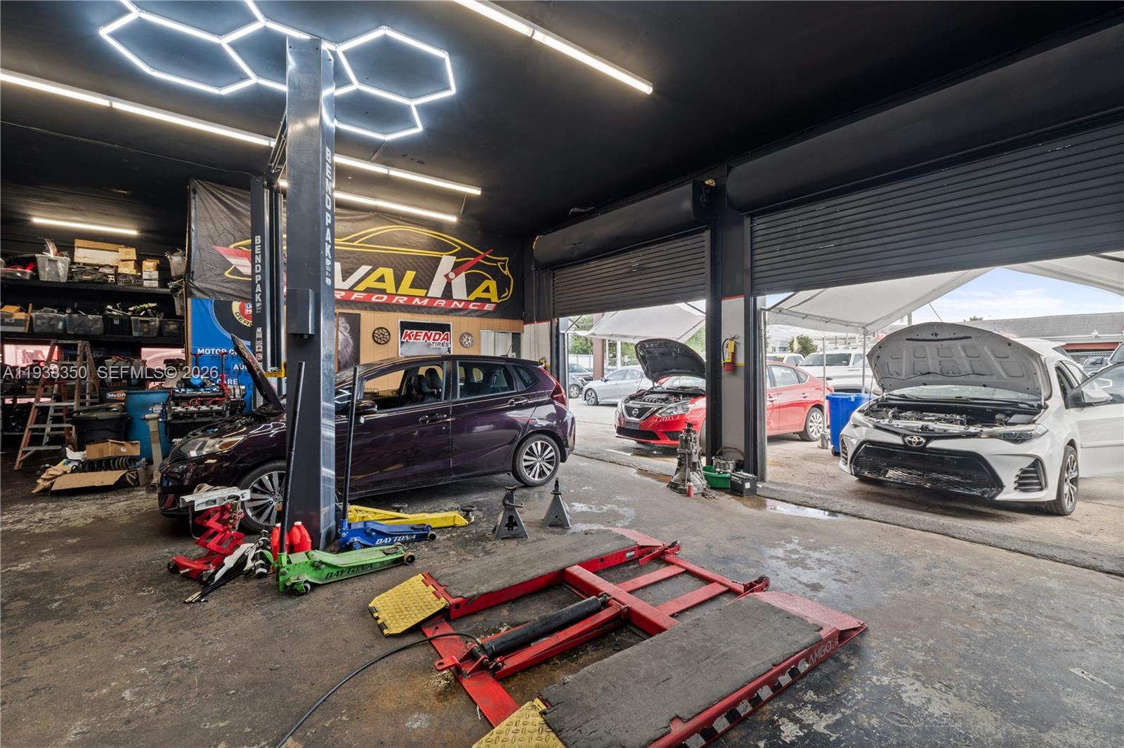   /   sq. ft. $ 2026-01-04 0 Photo