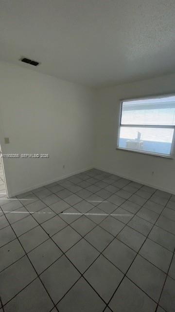 Ver detalles / 1350 sq. ft. $ 2026-01-05 0 foto