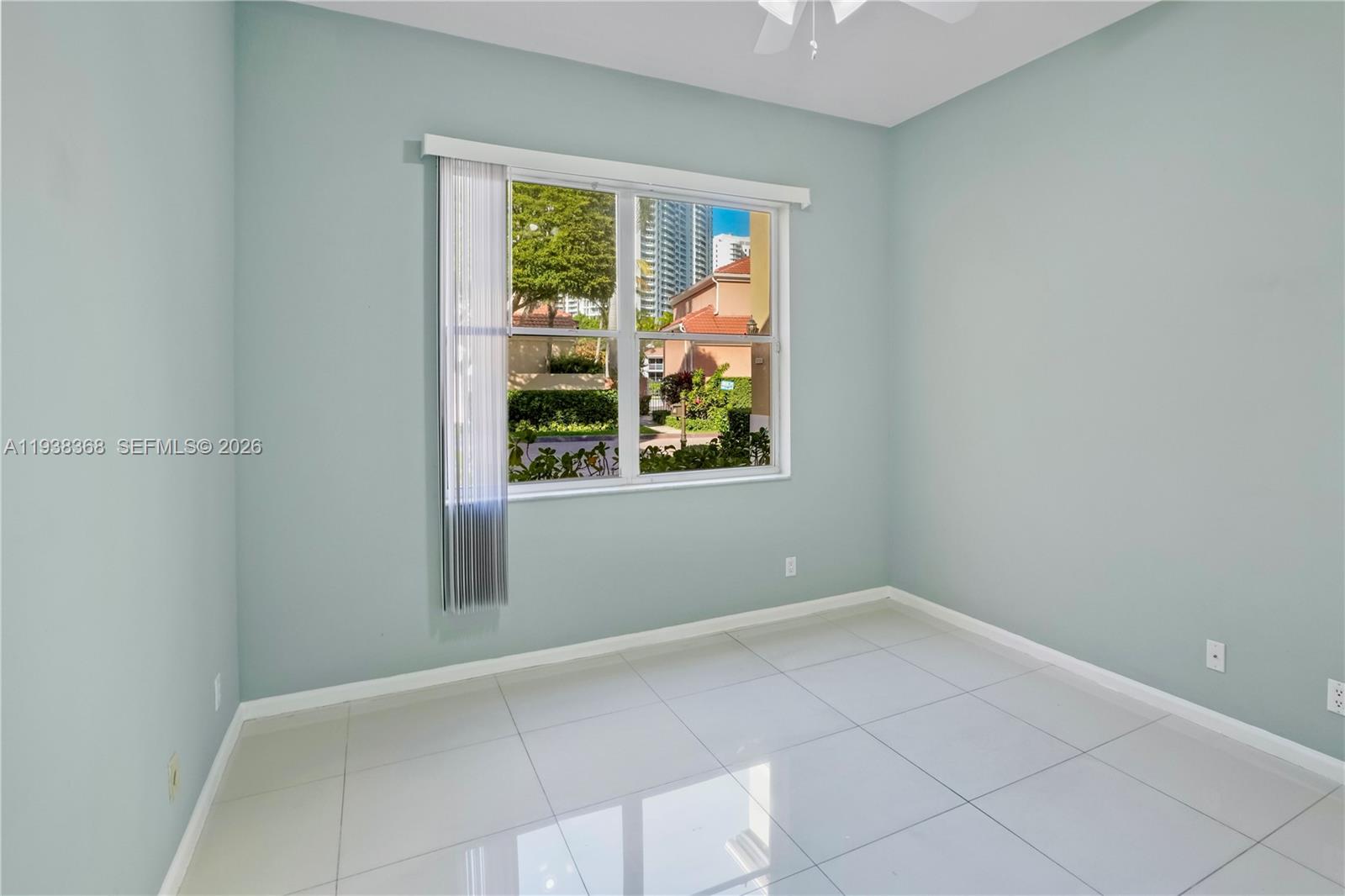 Photo of 3728 208th Ter  (3728), Aventura, Florida, 33180 - 