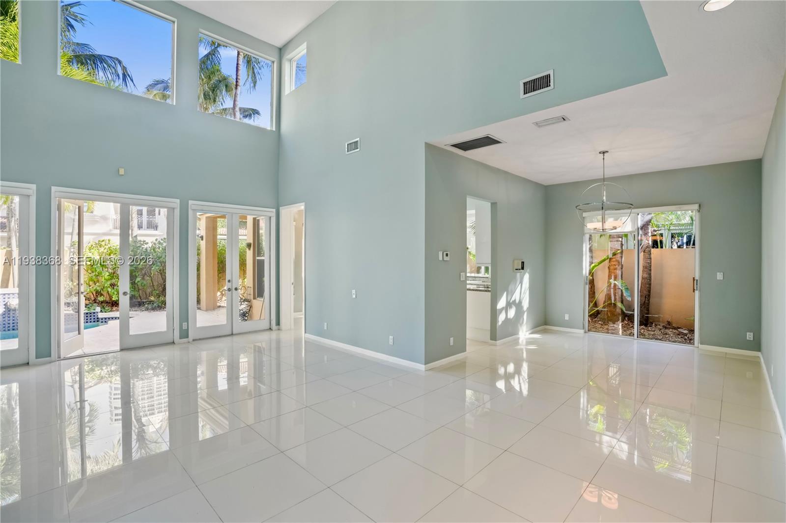 Photo of 3728 208th Ter  (3728), Aventura, Florida, 33180 - 