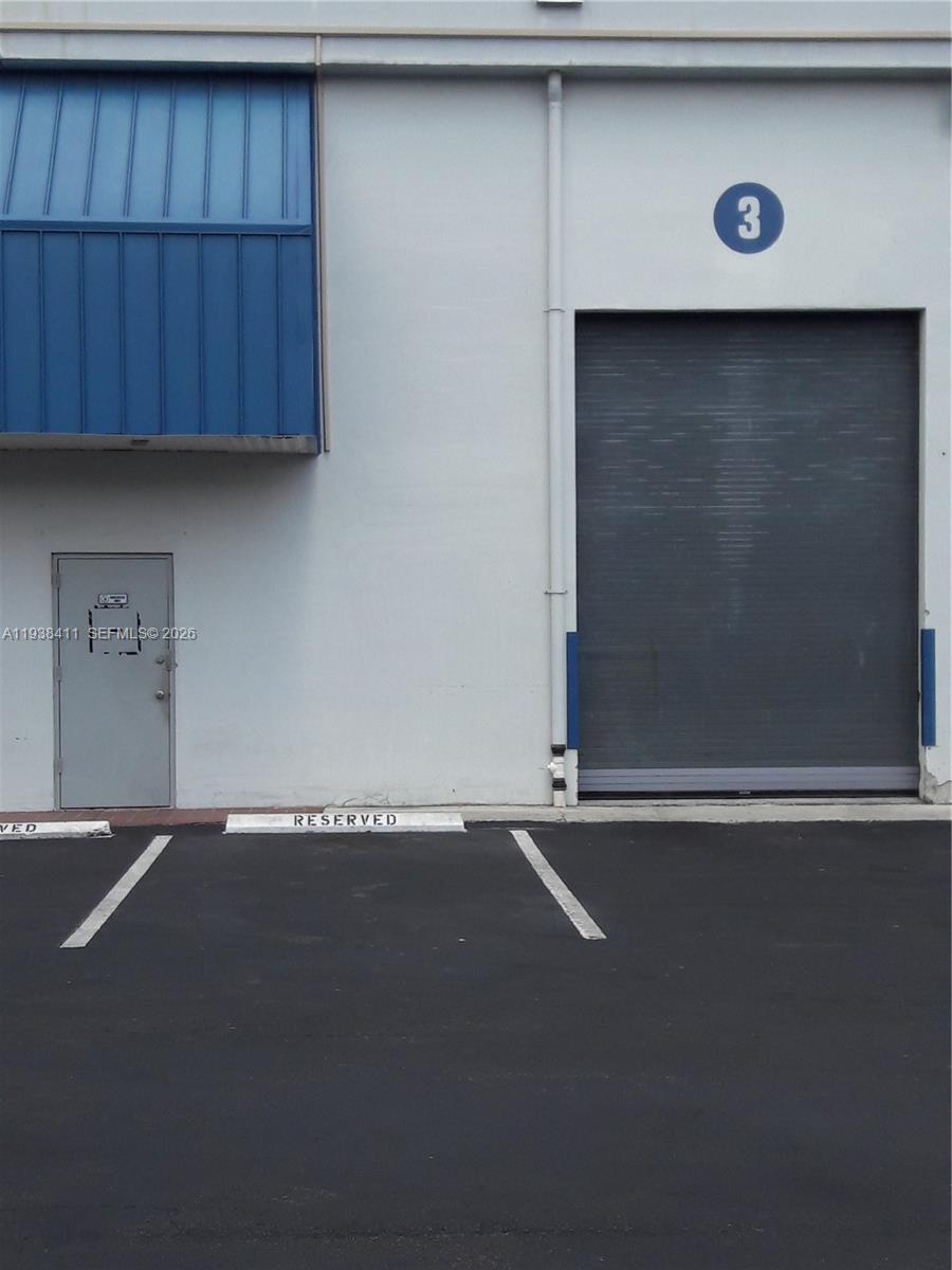 3  /   sq. ft. $ 2026-01-05 0 Photo