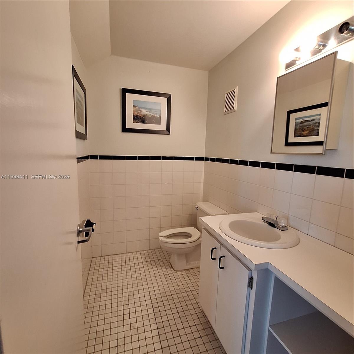 3  /   sq. ft. $ 2026-01-05 0 Photo