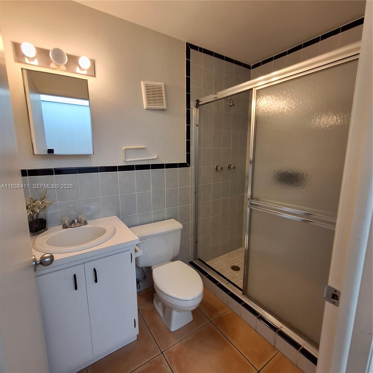 3  /   sq. ft. $ 2026-01-05 0 Photo