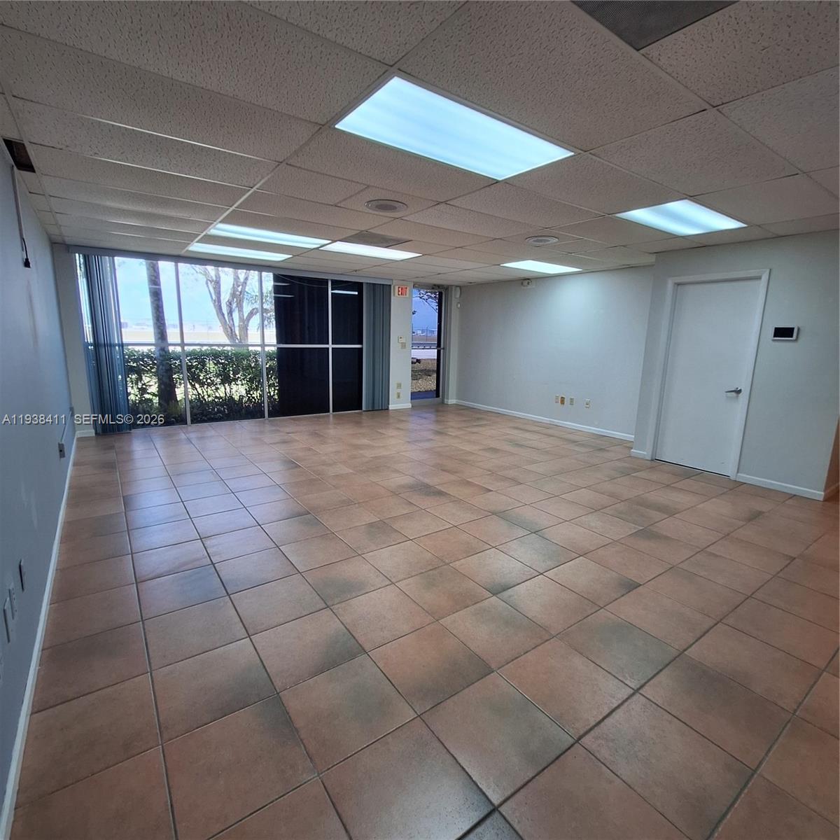 3  /   sq. ft. $ 2026-01-05 0 Photo