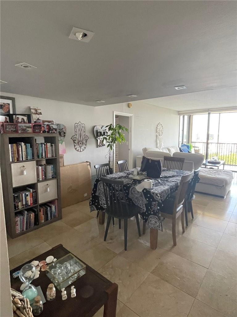 Photo of 20301 Country Club  #1222, Aventura, Florida, 33180 - Photo 11