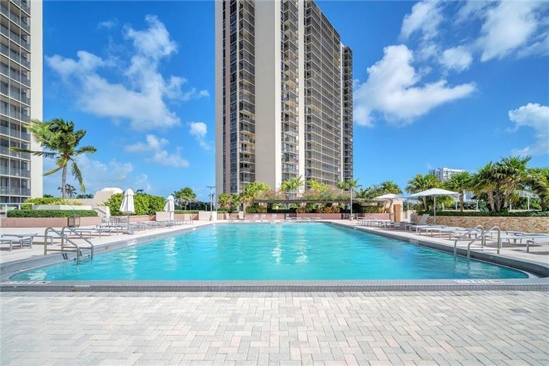 Photo of 20301 Country Club  #1222, Aventura, Florida, 33180 - Photo 2