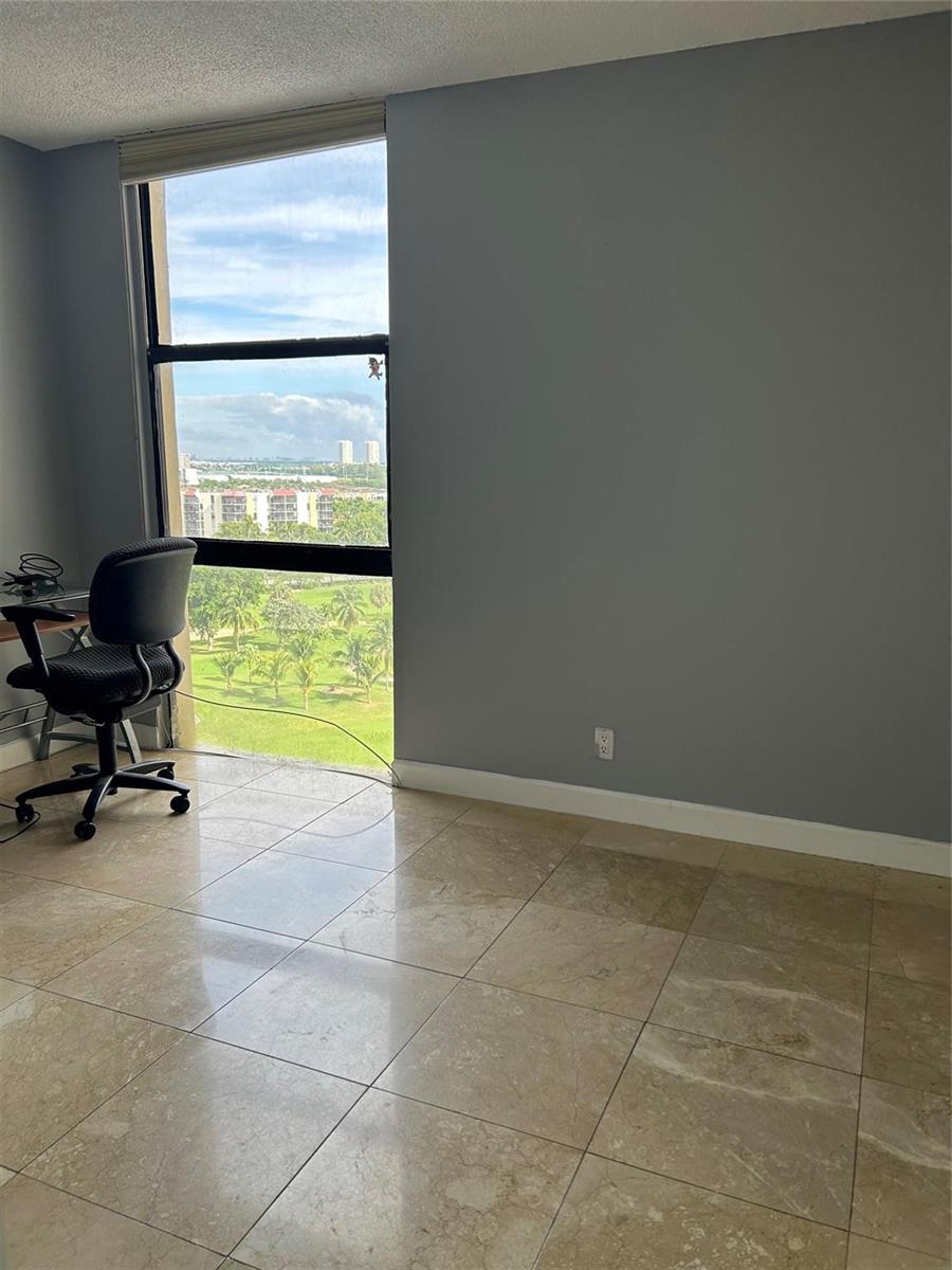 Photo of 20301 Country Club  #1222, Aventura, Florida, 33180 - Photo 21