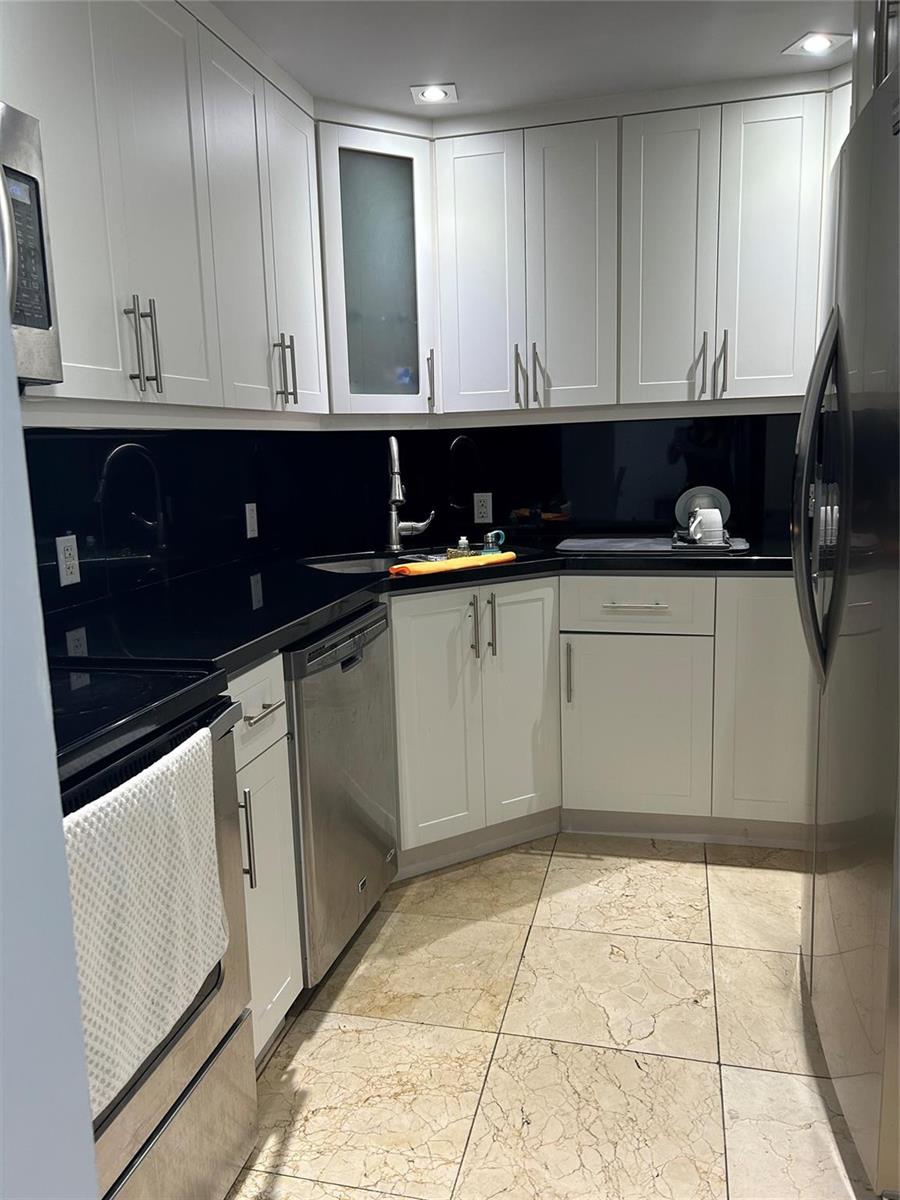 Photo of 20301 Country Club  #1222, Aventura, Florida, 33180 - Photo 24