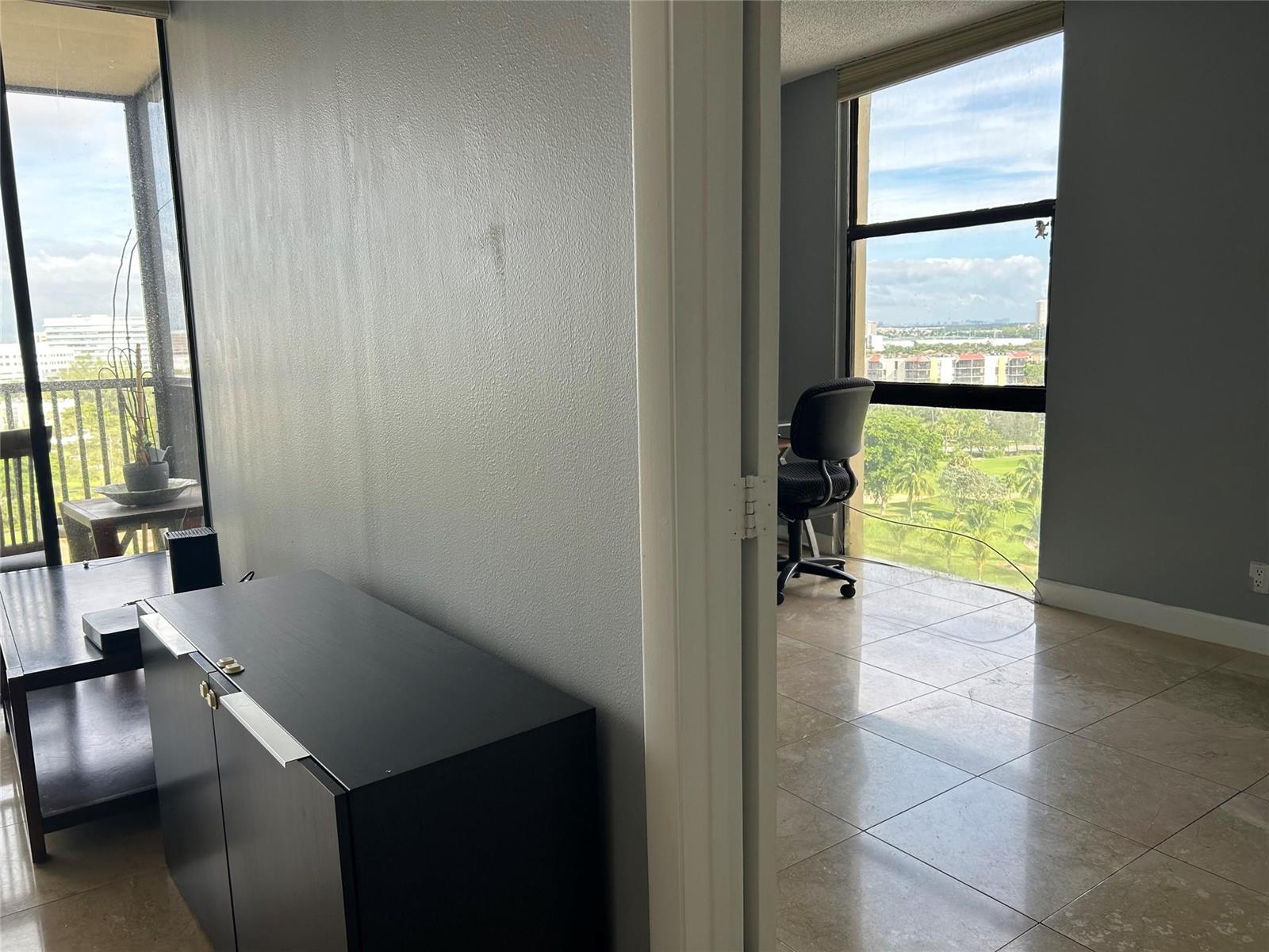 Photo of 20301 Country Club  #1222, Aventura, Florida, 33180 - Photo 28