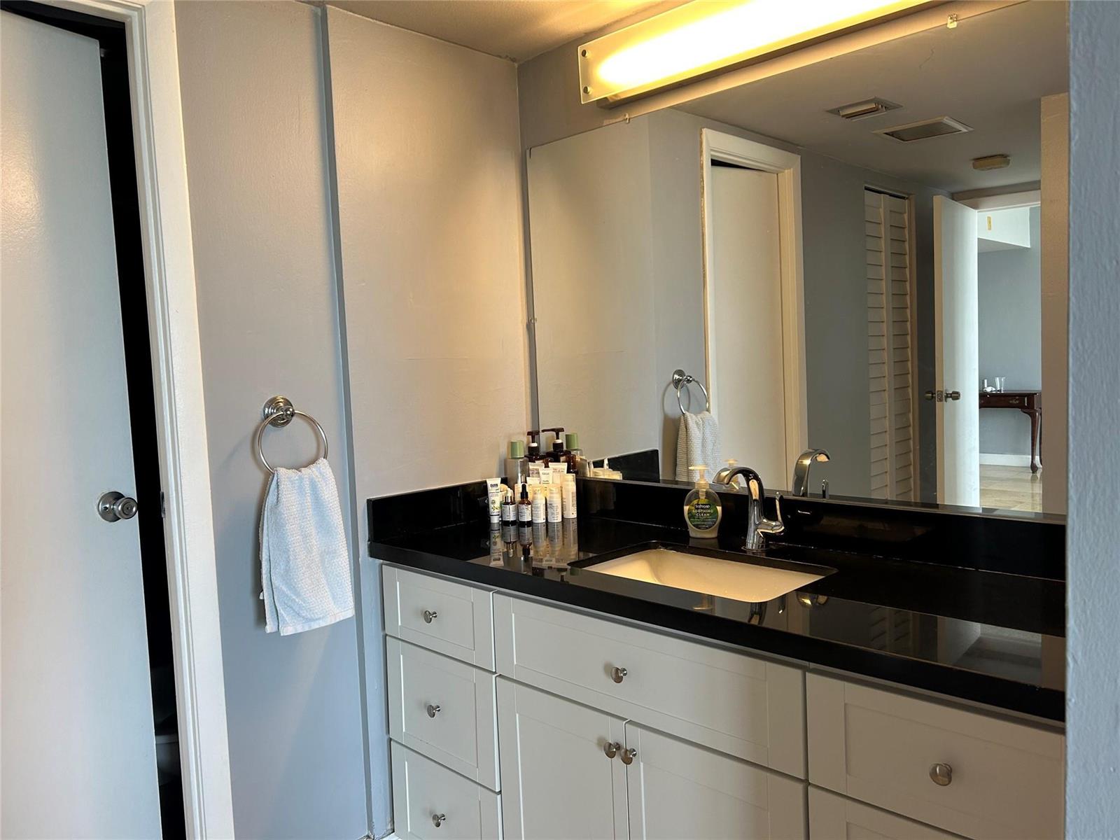 Photo of 20301 Country Club  #1222, Aventura, Florida, 33180 - Photo 34