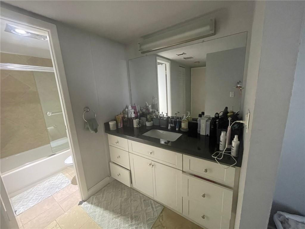 Photo of 20301 Country Club  #1222, Aventura, Florida, 33180 - Photo 4