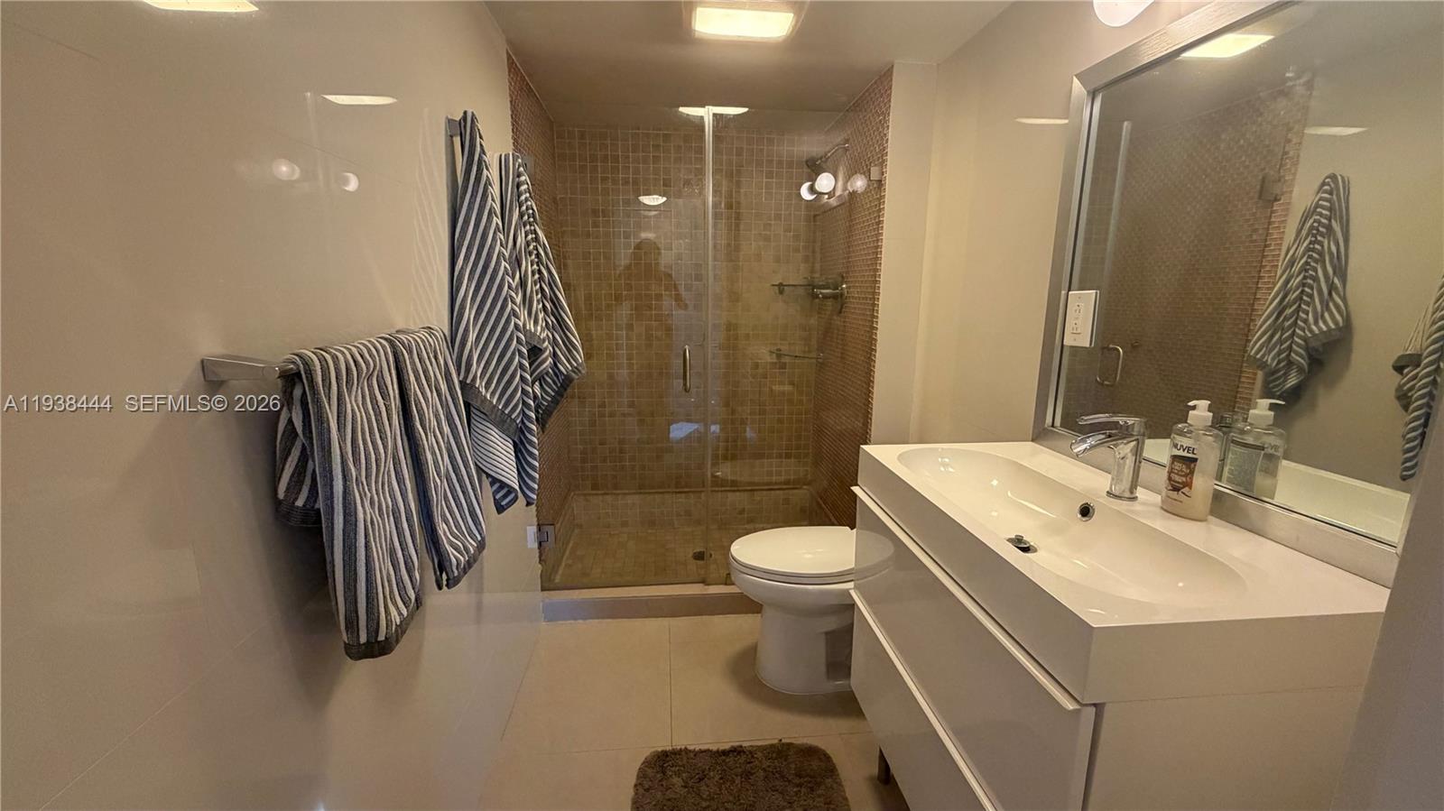 807 2 / 2 1357 sq. ft. $ 2026-01-05 0 Photo